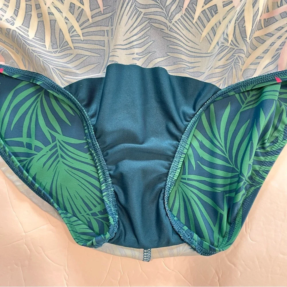 Lands End Blue Green Tropical Palm Leaf One Piece Swimsuit Size‎ 6 D